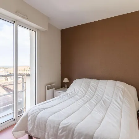 Plage: 6 Pers. Avec Balcon Et Parking - Fr-1-50-114 *